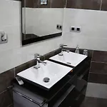 Con Jacuzzi شقة *